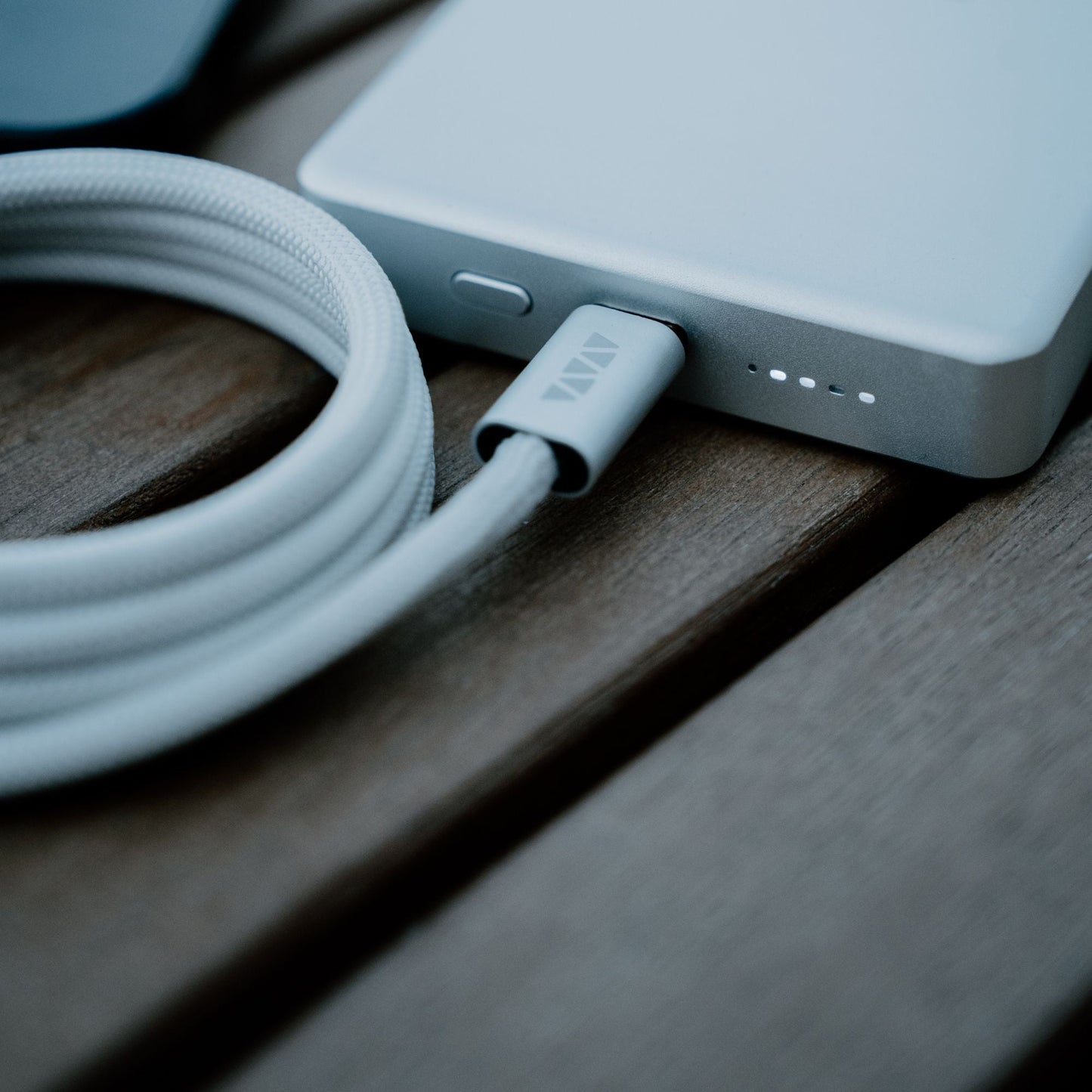 Luxe Magnetic Cable